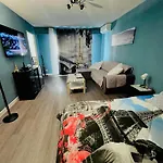 Center Side Free Paddle Beautiful Terrace 아파트