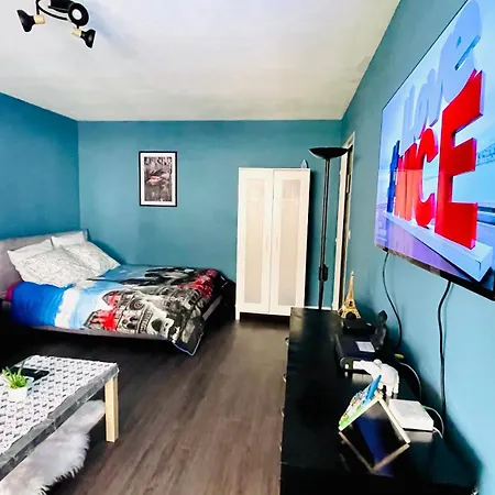 Center Side Free Paddle Beautiful Terrace Apartment