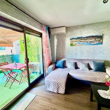 Center Side Free Paddle Beautiful Terrace